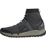 Grey Six/Core Black/Olive Strata