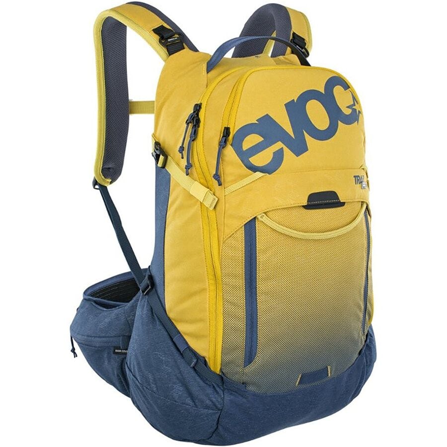 Trail Pro 26L Protector Backpack