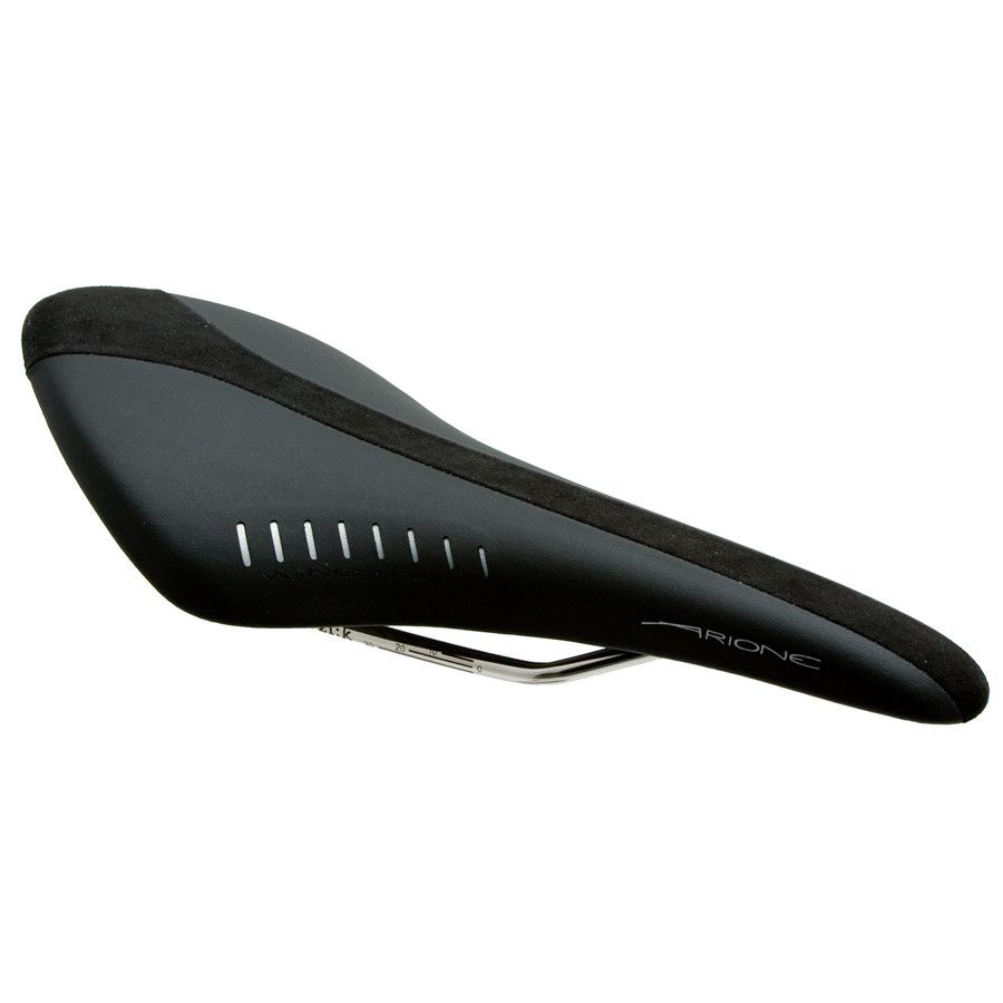 Arione Saddle