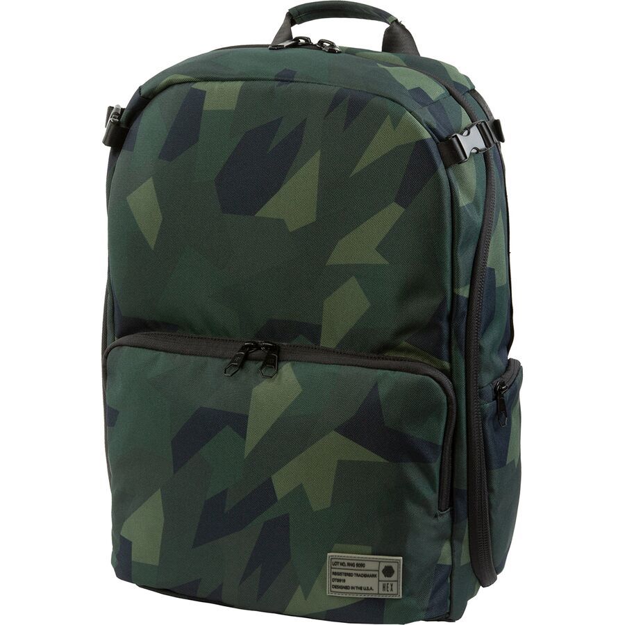 Ranger Clamshell 21L Backpack
