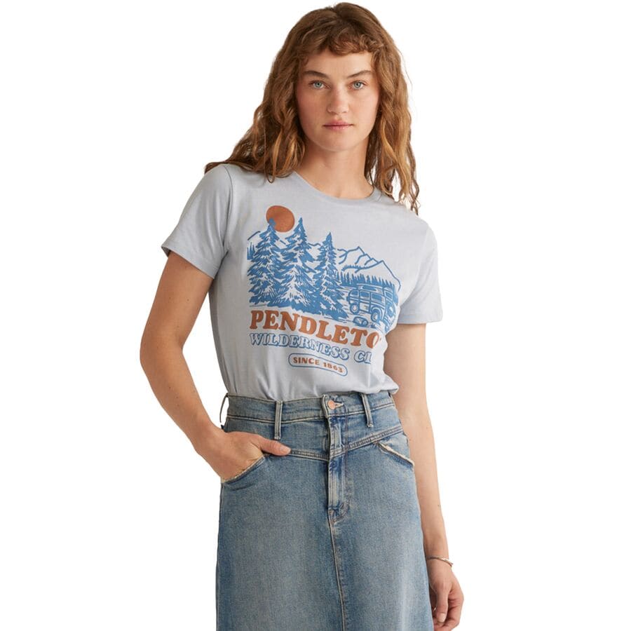 Wilderness Club Graphic T-Shirt - Women's
