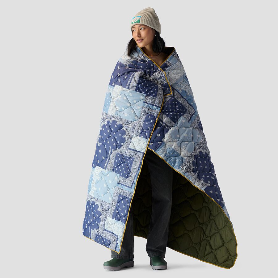 The Wearable Reversible Puffer Blanket