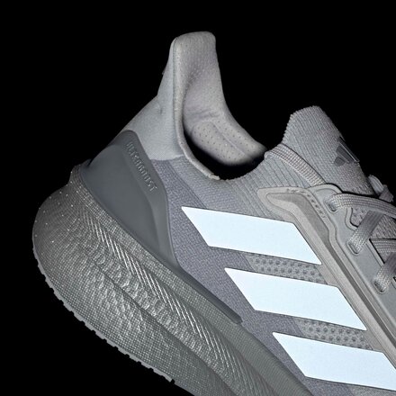 Adidas - Ultraboost 5X Running Shoe - Men's