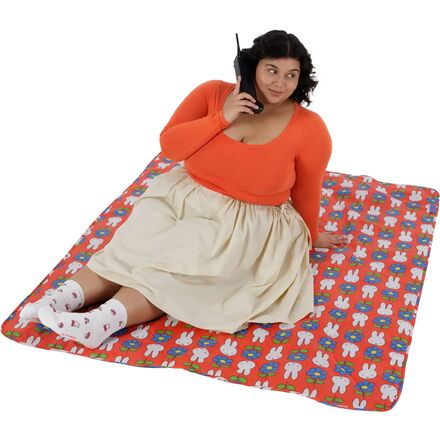 BAGGU - Puffy Picnic Blanket
