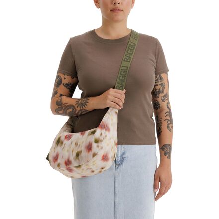BAGGU - Medium Nylon Crescent Bag