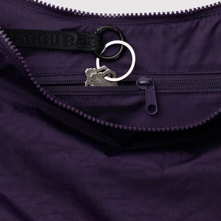 BAGGU - Medium Nylon Crescent Bag