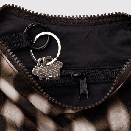 BAGGU - Small Nylon Crescent Bag