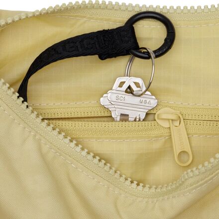 BAGGU - Small Nylon Crescent Bag