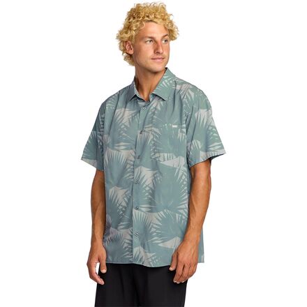 Billabong - Surftrek Perf Short-Sleeve Shirt - Men's