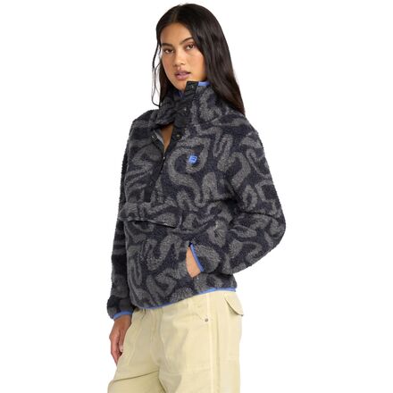 Switchback Pullover - Women's