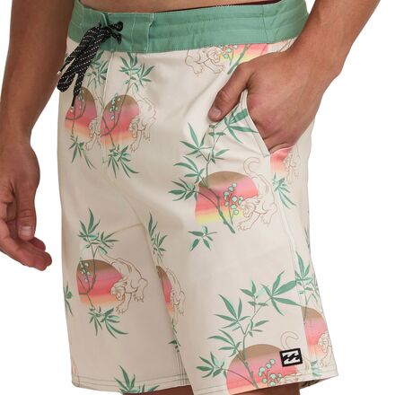 Billabong - Sundays LT Short - Men's