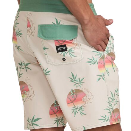 Billabong - Sundays LT Short - Men's