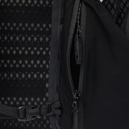 Black Diamond - Distance 8L Backpack