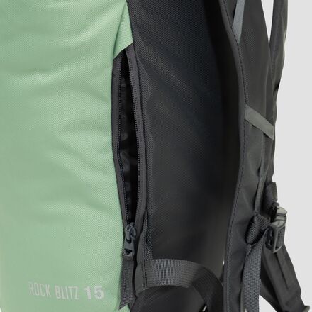 Black Diamond - Rock Blitz 15 Backpack