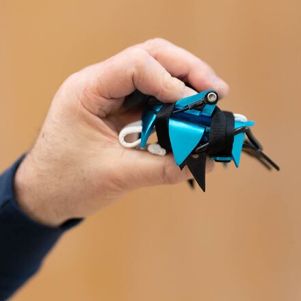 Blue Ice - Harfang Crampon