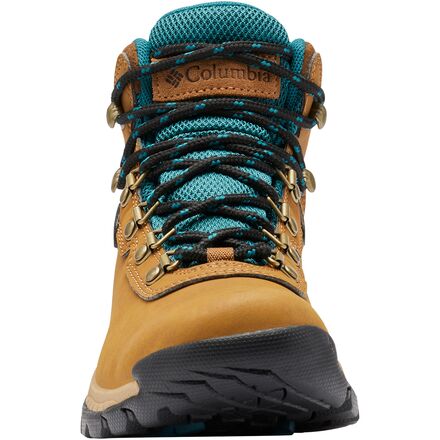 Columbia - Newton Ridge Plus Wide Hiking Boot - Women's
