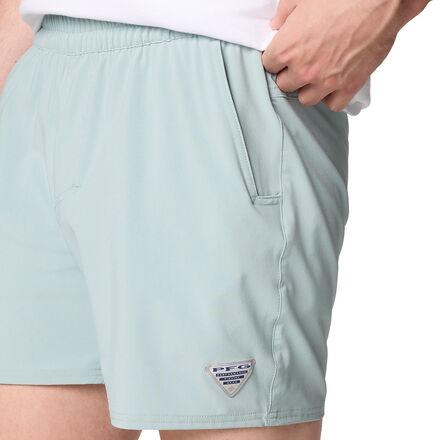 Columbia - Terminal Roamer Stretch 6in Short - Men's