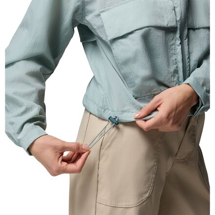 Columbia - Paracutie Cropped Cargo Windbreaker - Women's