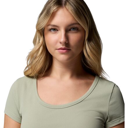 Columbia - Pinetown Canyon Rib Short-Sleeve T-Shirt - Women's