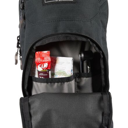 DAKINE - Session 8L Bike Hydration Backpack