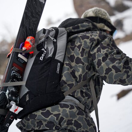DAKINE - Mission Pro 18L Backpack