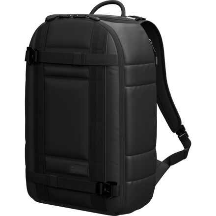 Db - The 26L Backpack - Black Out
