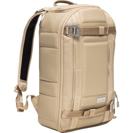 Db - The 21L Backpack - Desert Khaki (2020)