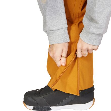 DC - Crusade Bib Pant - Women's