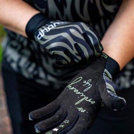 DHaRCO - Trail Glove - Women's