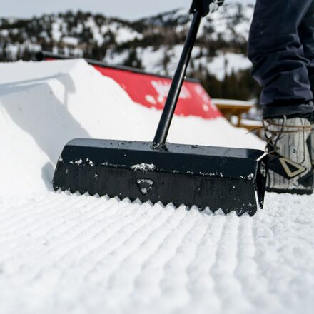 DMOS Collective - Stealth Extra Wide Shovel