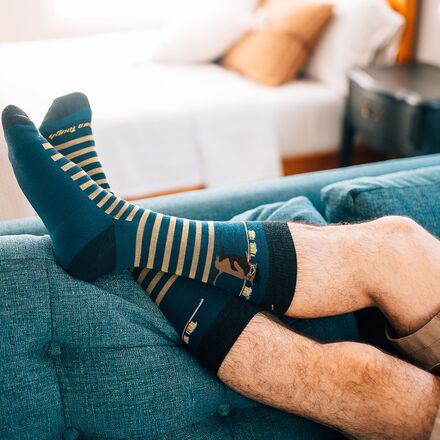 Darn Tough - Wild Life Crew Lightweight + Cushion Sock - Men's
