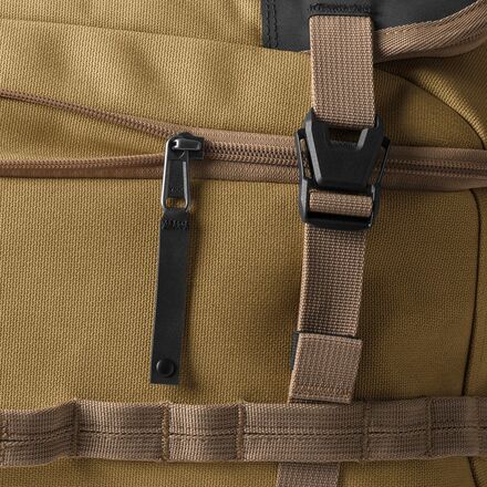 Eagle Creek - Gear Warrior XE 4 Wheeled Carry-On