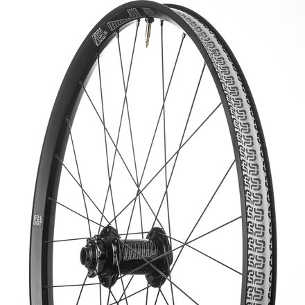 e*thirteen components - LG1 EN 27.5in Boost Wheel - Bike Build - Black, Front
