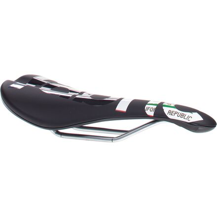 Fabric - Scoop Elite Flag Shallow Saddle