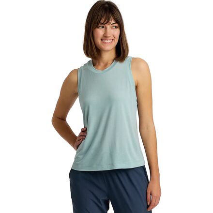 Elevate Lightweight Tank Top - Women's
