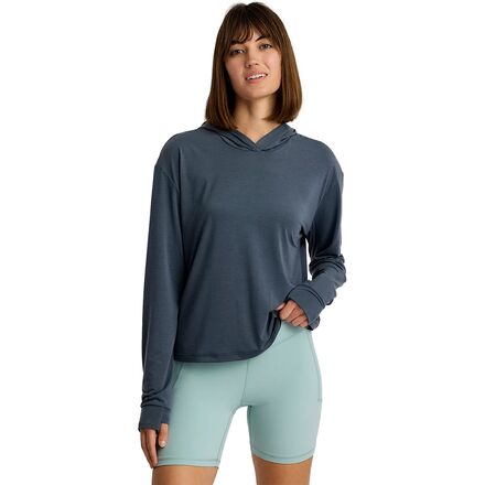 Elevate Lightweight Hoodie - Women's
