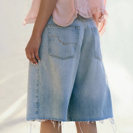 Free People - Montana Raw Hem Short - Women's