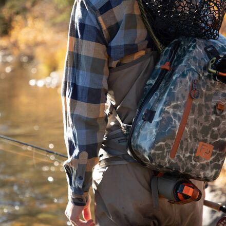 Fishpond - Thunderhead 13L Sling
