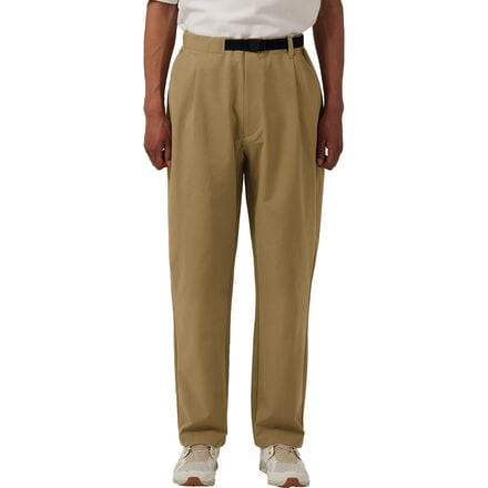 Goldwin - One Tuck Tapered Stretch Pant - Men's - Clay Beige