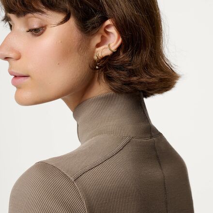 Hikerkind - Ribbed Merino Turtleneck 02 - Women's