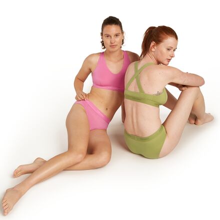 Icebreaker - Merino 125 Cool-Lite Sprite Racerback Bra - Women's