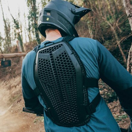 iXS - Hex Upper Body Protective Jacket
