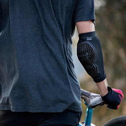 Kali Protectives - Strike Elbow Guard