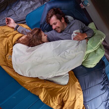 Kelty - Eclipse 35 Sleeping Bag: 35F Synthetic