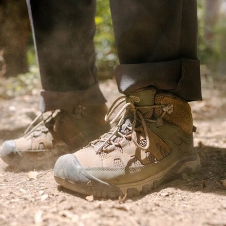 KEEN - Targhee Vent Mid Hiking Boot - Men's