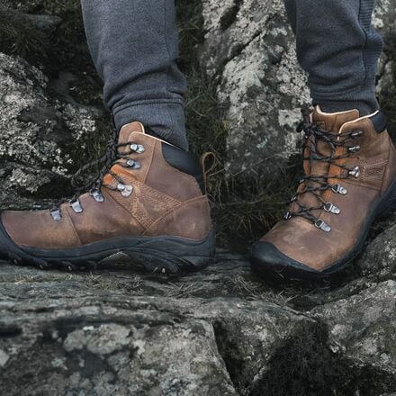 KEEN - Pyrenees Hiking Boot - Men's