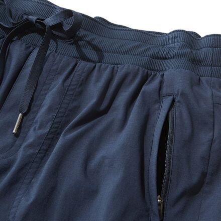 L.L.Bean - Vista Camp 6in Short - Women's