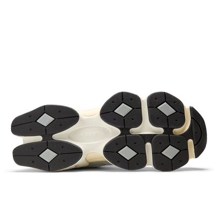 New Balance - 9060 Shoe