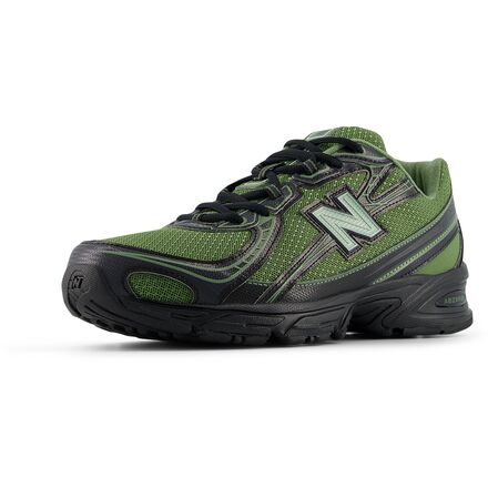 New Balance - 740 Shoe