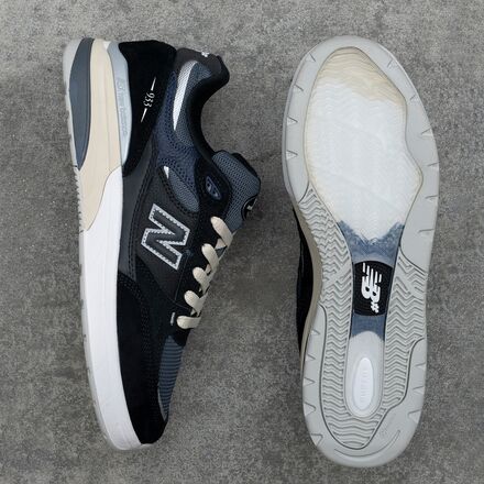 New Balance - Numeric Andrew Reynolds 933 Shoe